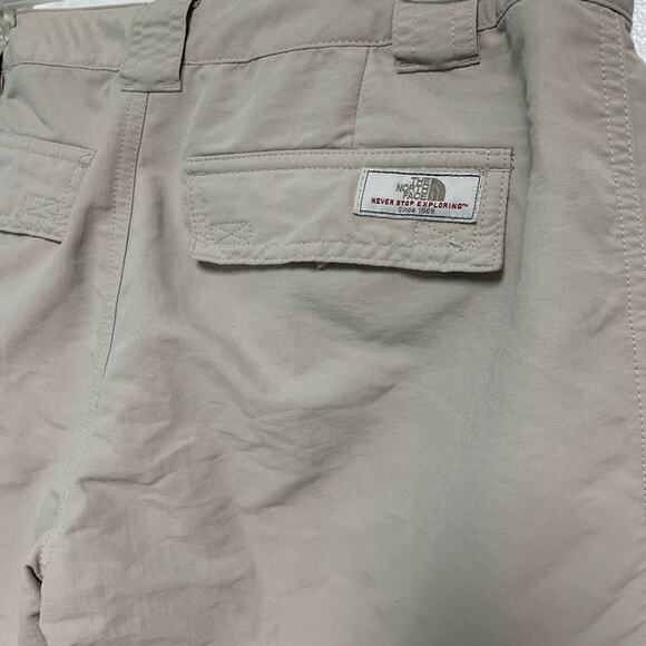 The North Face Women's Khaki Nylon Outdoor Capris Size 8 - Picture 4 of 5